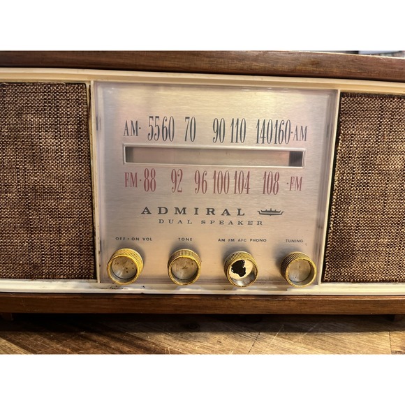 Vintage Antique Admiral  Radio Wood Dual Speaker Y3921 Working But Could Use TLC - Picture 2 of 13